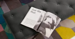 Banco Otomana Julianne – Gris Hormigón