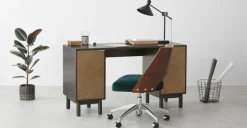 Escritorio Belgrave – Roble oscuro