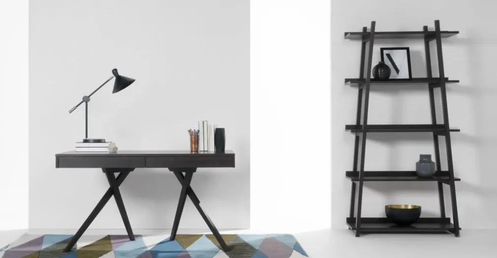 Escritorio Darcey – Roble oscuro ⚡