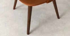 Juego de 2 sillas de comedor Lule – Terciopelo naranja y nogal