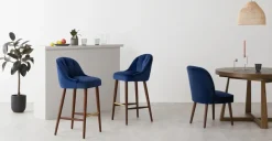 Taburete alto Margot – Terciopelo azul eléctrico